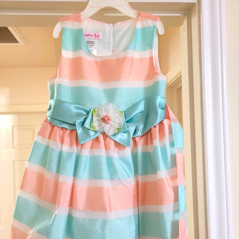 Cute Jessica Ann coral, teal, white strip dress size 5